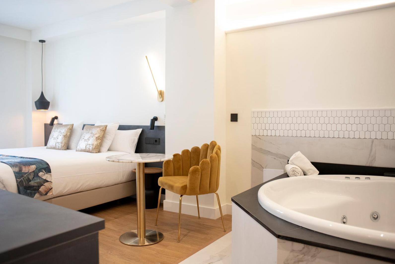 Citrea Santander Hotel ภายนอก รูปภาพ